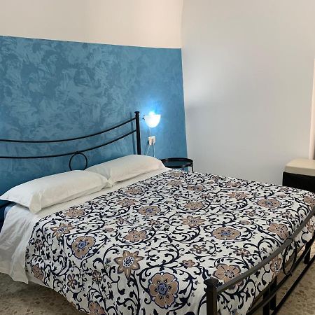 A Casa Di Rosy Villa Monopoli Exterior foto